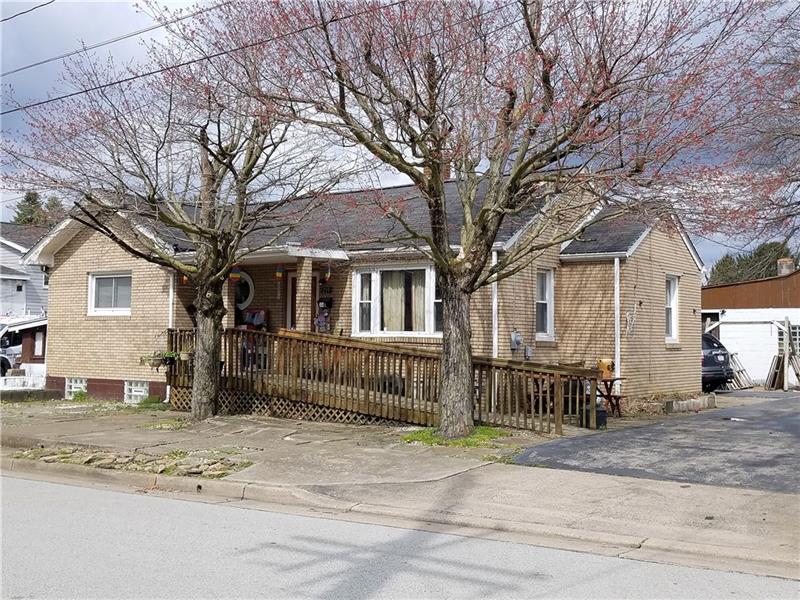219 Avenue E, Latrobe