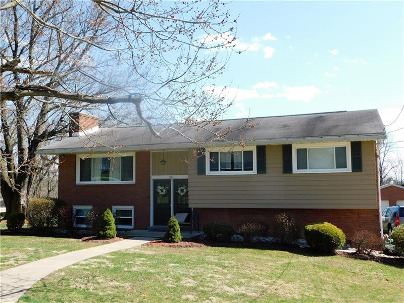 341 Willow Crossing, Hempfield Twp