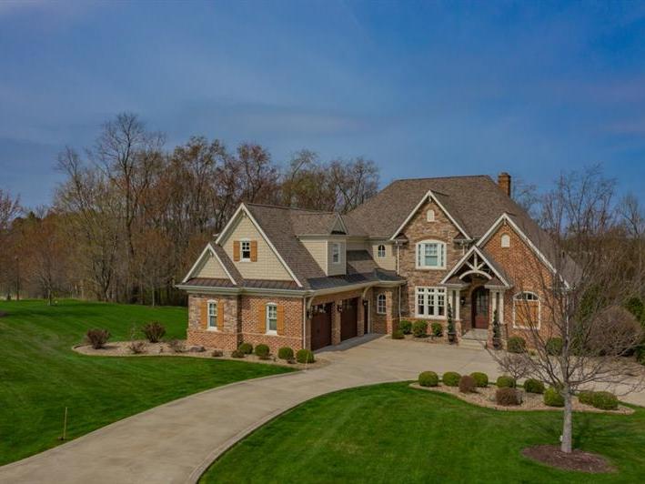 1100 Winnie Way, Unity Twp