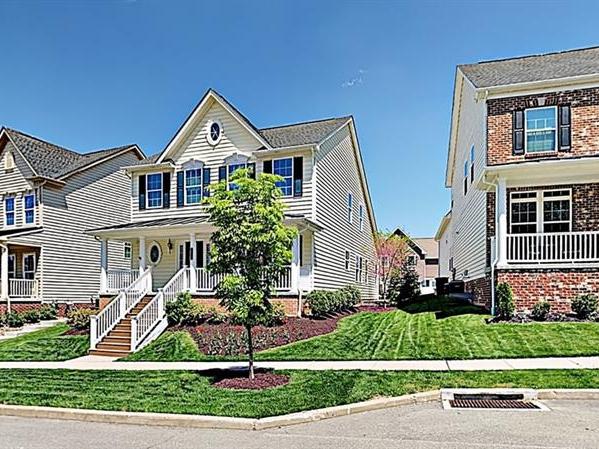 213 Boardwalk Dr, Cranberry Twp