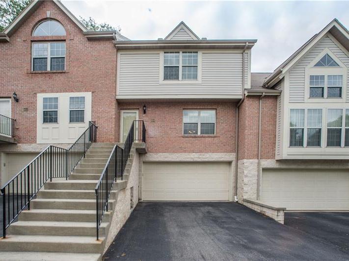 604 Berrington, Bethel Park