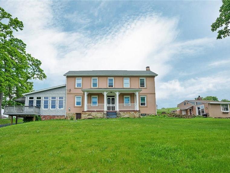 262 Durst Road, Penn Twp