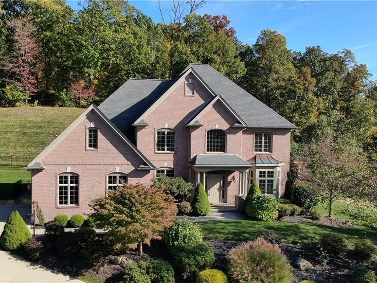 130 Preserve Valley Drive, Cranberry Twp