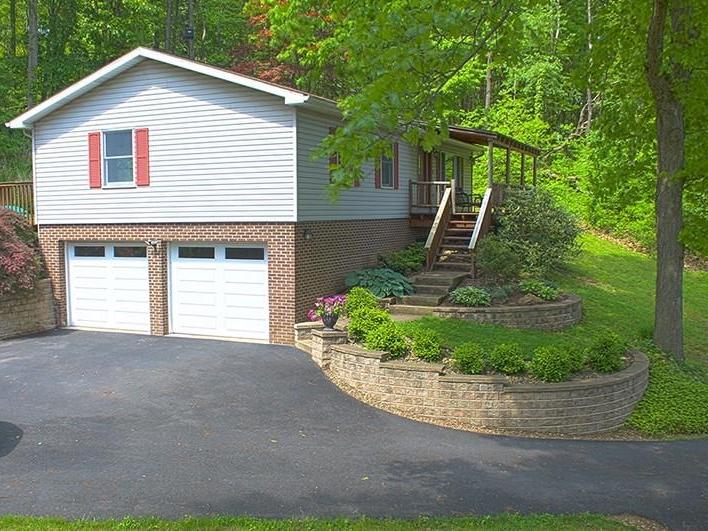 165 Shady Ln, Washington Twp