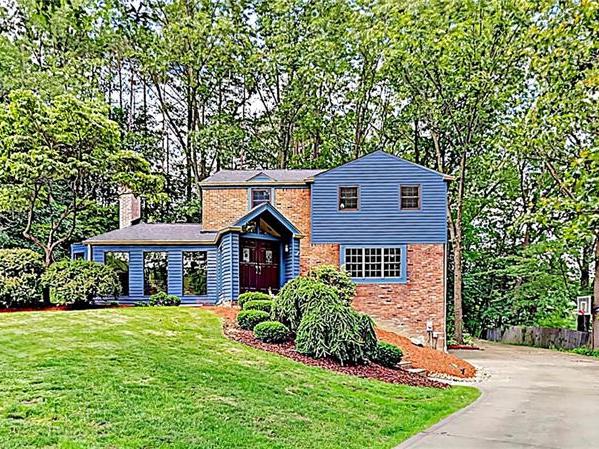 2743 Bristol Ct, Hampton