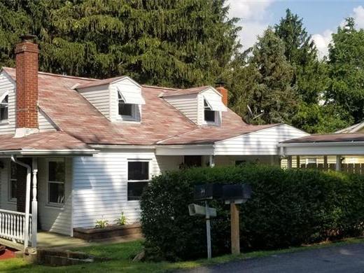33 Westview Dr, Hempfield Twp