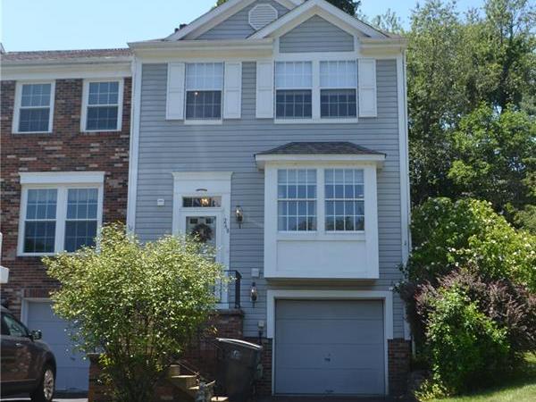 268 Clearbrook Ct, Cranberry Twp