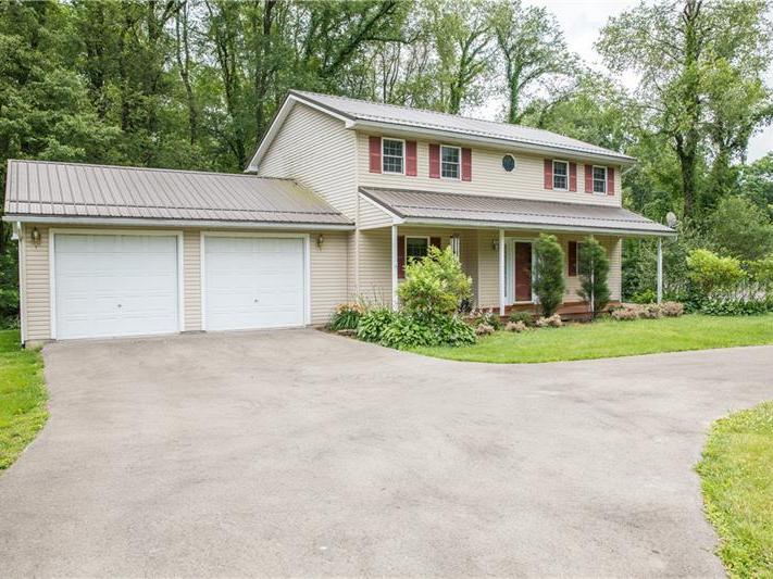 749 Sarsi Trl, Coolspring Twp