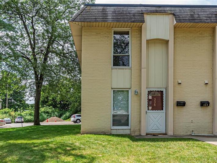 336 College Park, 336, Moon-Crescent Twp