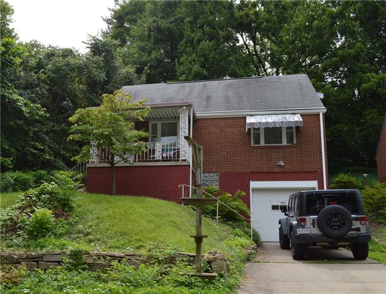 1015 Woodland Road, Blawnox