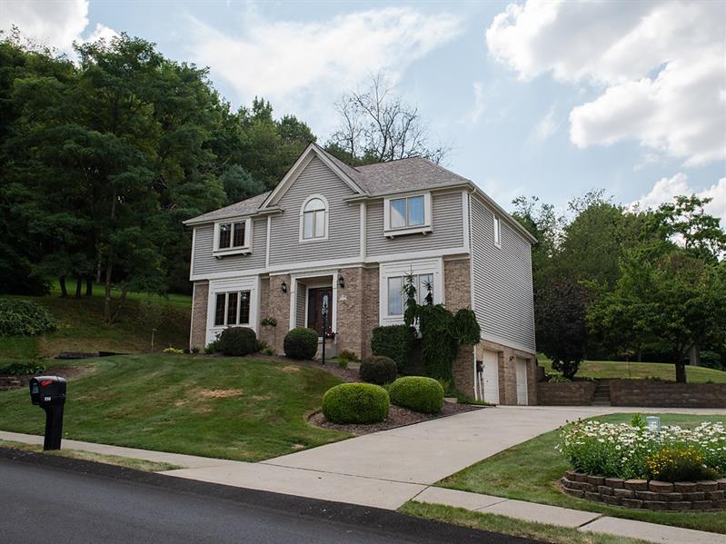 233 Cumberland Dr, Seven Fields Boro