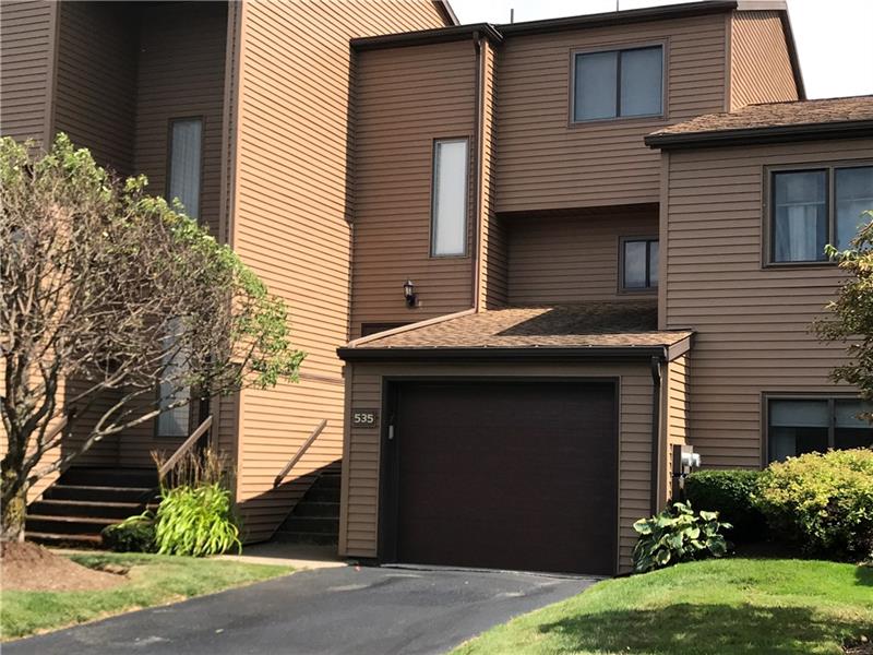 535 Montroyale Drive, Millcreek Twp