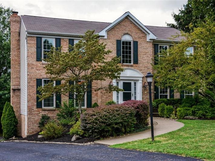 1624 Augusta Dr, Franklin Park