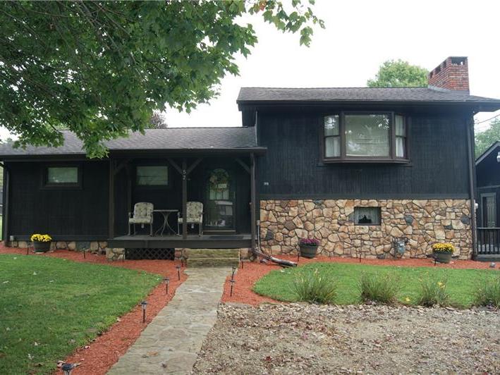 52 Harrison Ave, East - West Wheatfield Twps
