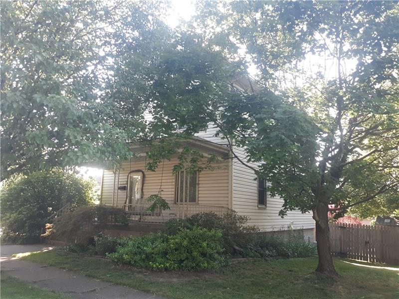 402 S 5th St, Youngwood