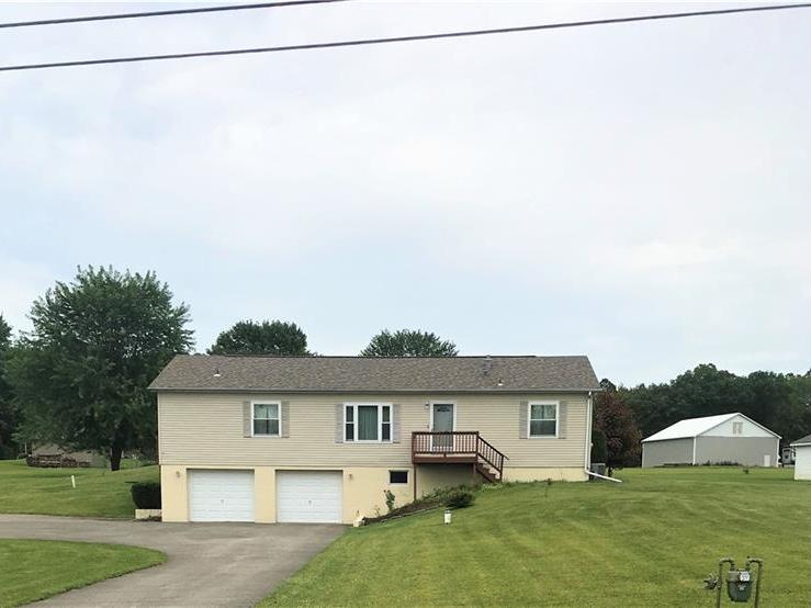 206 Channing Ln, Clearfield Twp