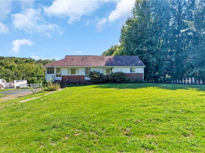 127 Joe Hall Rd, Chippewa Twp