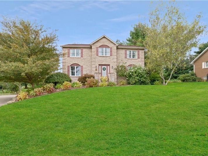 1040 Calmar Drive, Penn Twp