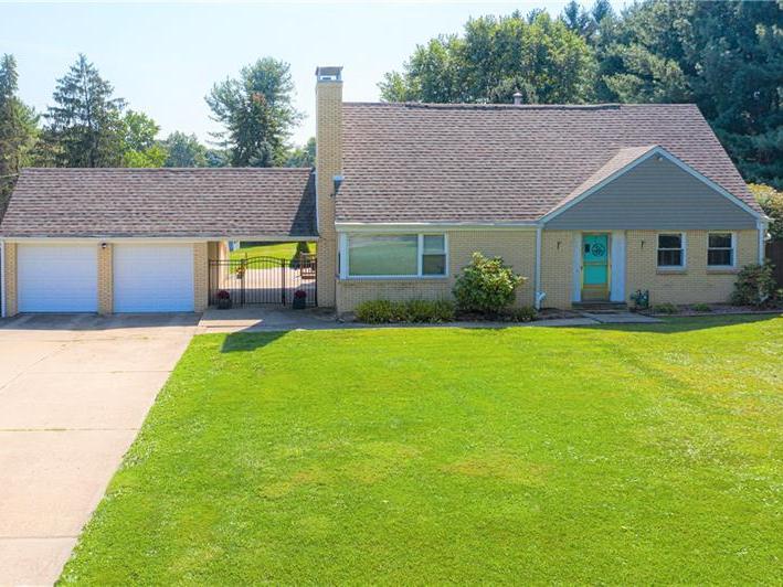 1559 W Ingomar Rd, Franklin Park