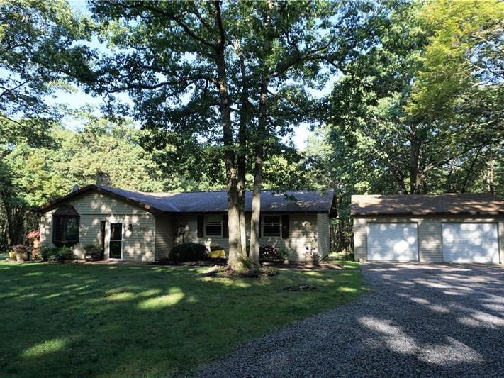 379 Hawks Nest Road, Allegheny Twp