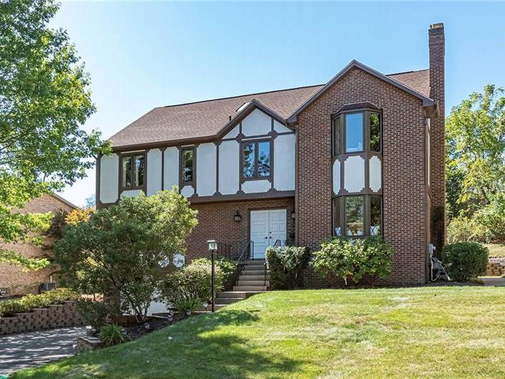 463 Clair Drive, Upper St. Clair