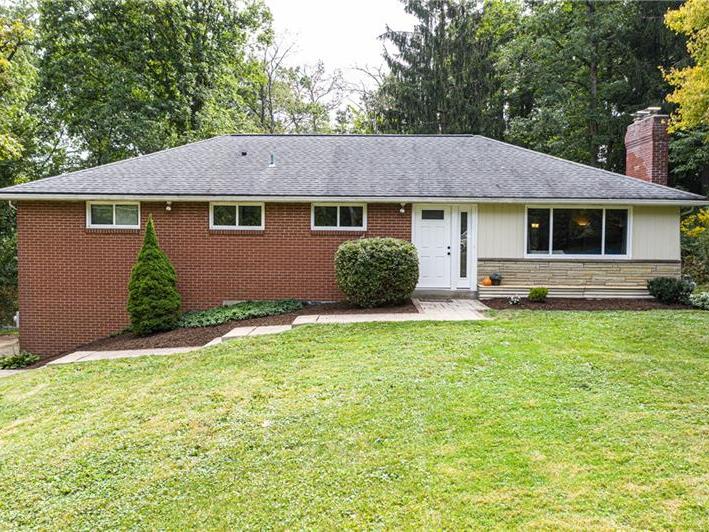180 Meadowbrook Ave, Pine Twp