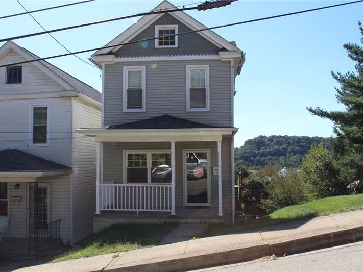 908 Scott Ave, Jeannette