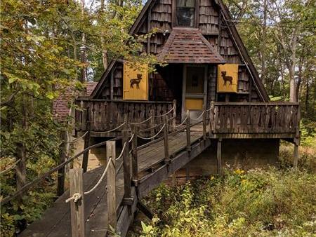 907 Laurel Summit, Jenner Twp