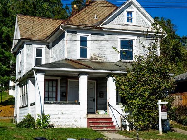 1004 E Jefferson St, City of Butler NE