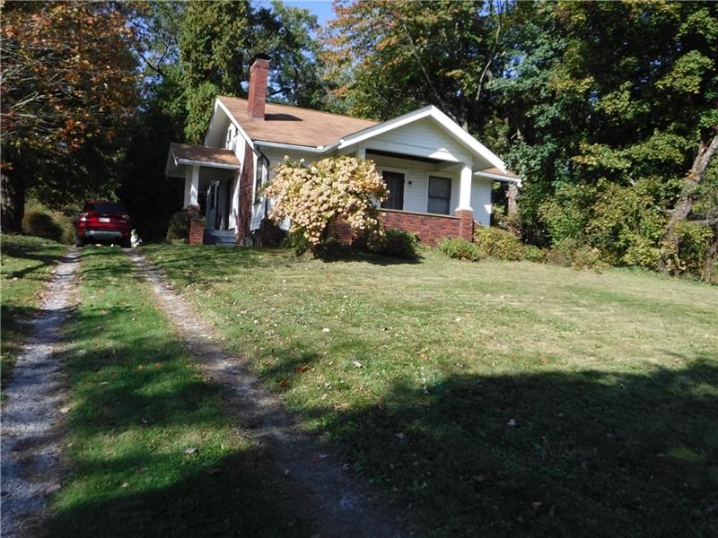 162 Oakville Road, Chippewa Twp