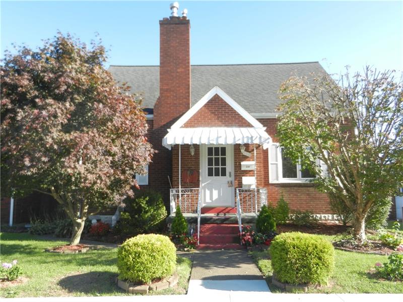 220 S Allen, Donora