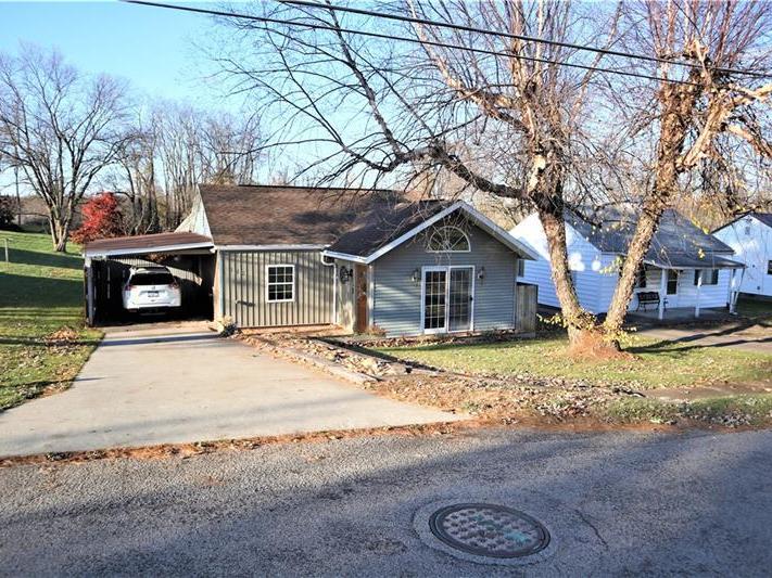 180 Maple St, Carmichaels - Cumberland