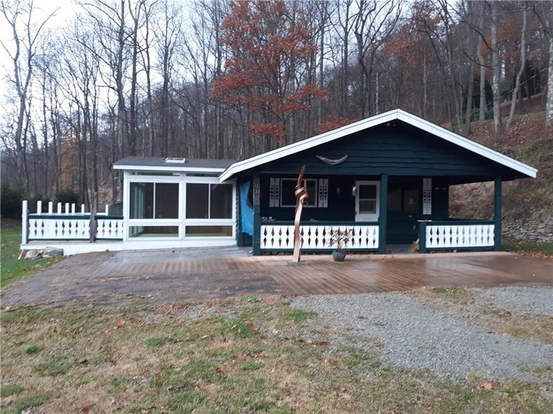 533 Back Creek Rd, Saltlick Twp.