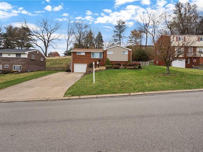 644 Arbor, Pleasant Hills