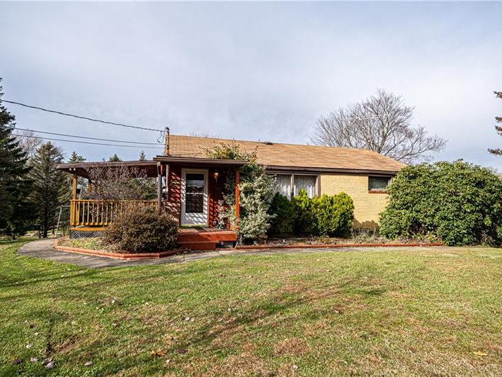 107 Orchard Ln, Center Twp