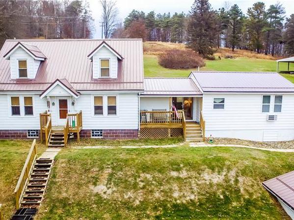 155 S Argyle Street, Petrolia Boro