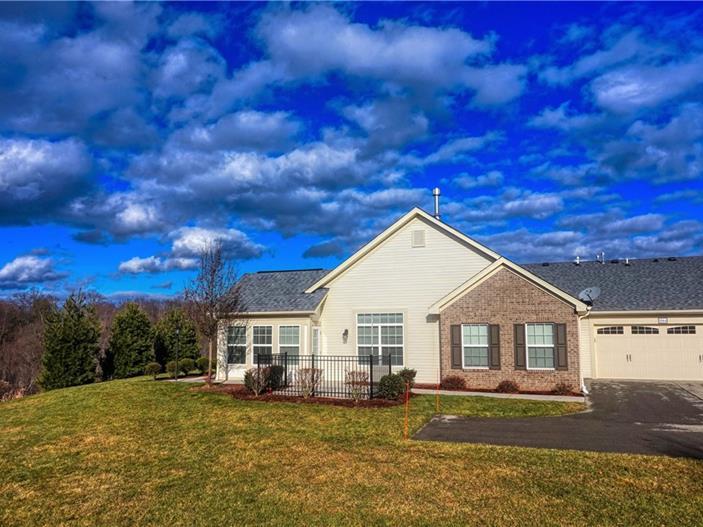 1064 Silver Oak Dr, Connoquenessing Twp