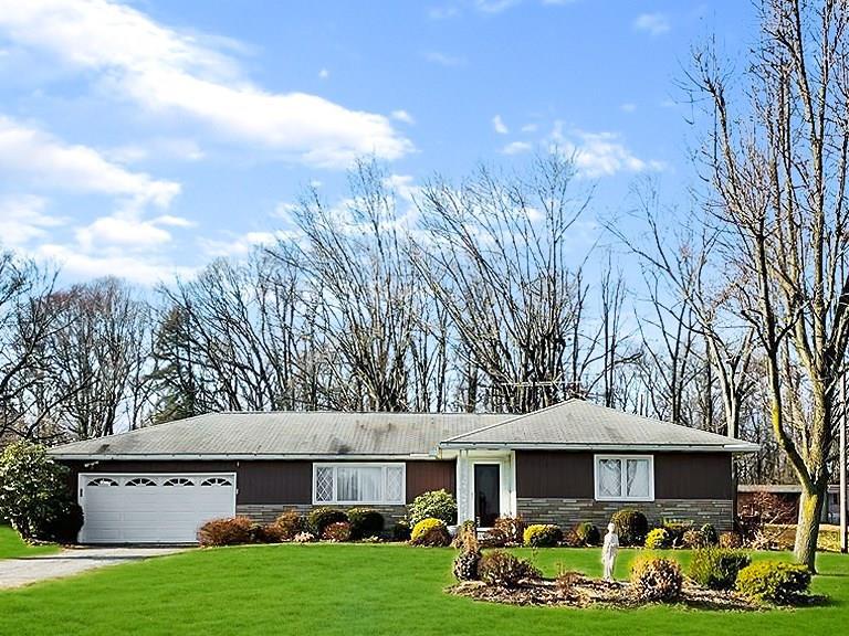 746 N Pike Rd, Jefferson Twp