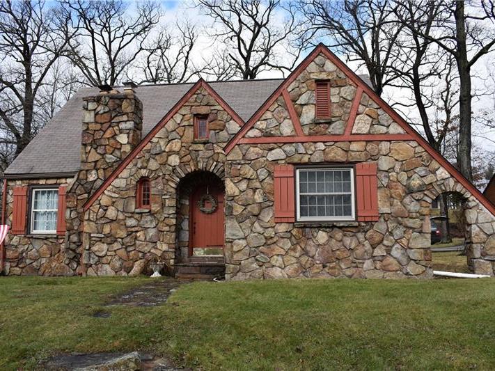 741 E Main St, Somerset Boro