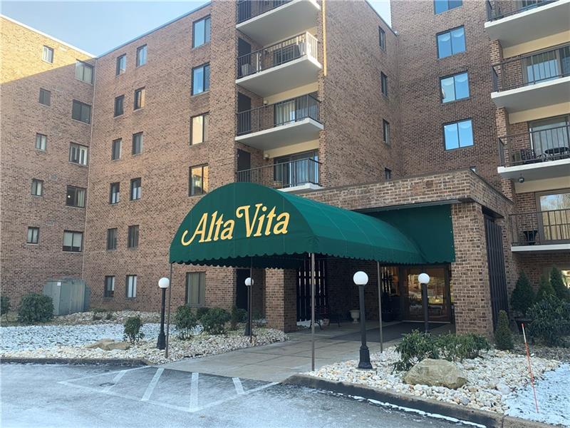 3 Alta Vita #401, Hempfield Twp