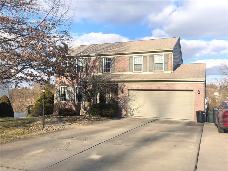 941 Castleview Dr, North Huntingdon