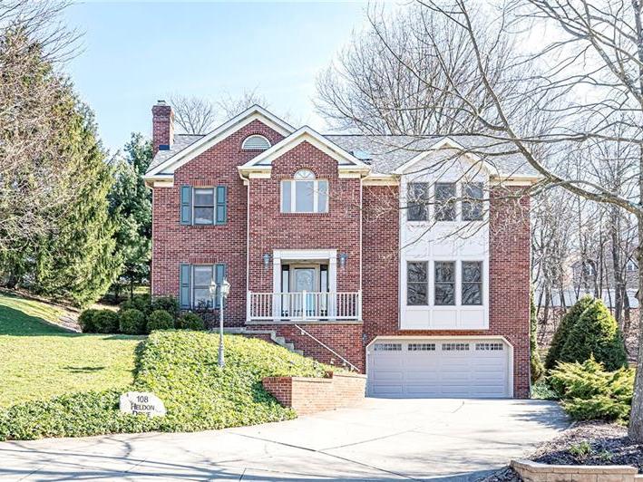 108 Heldon Drive, Moon-Crescent Twp