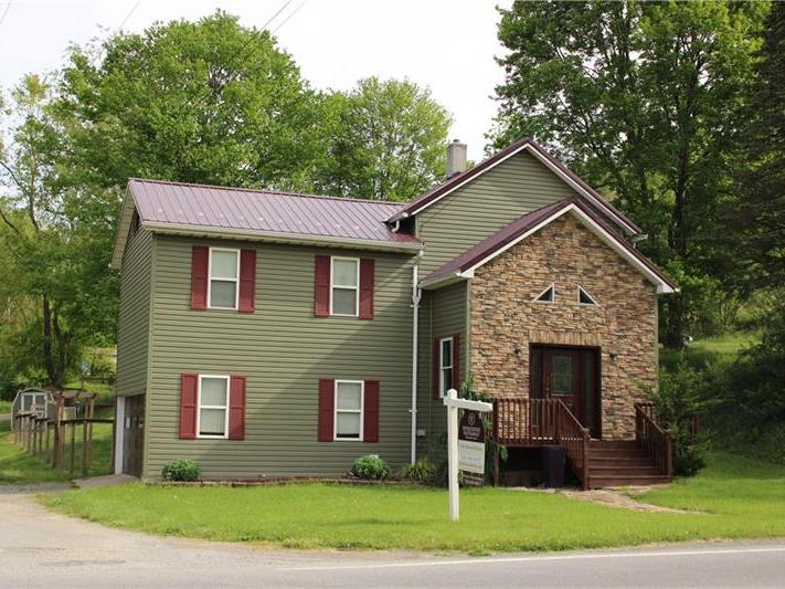 165 Main Street, South Mahoning Twp. - Plumville
