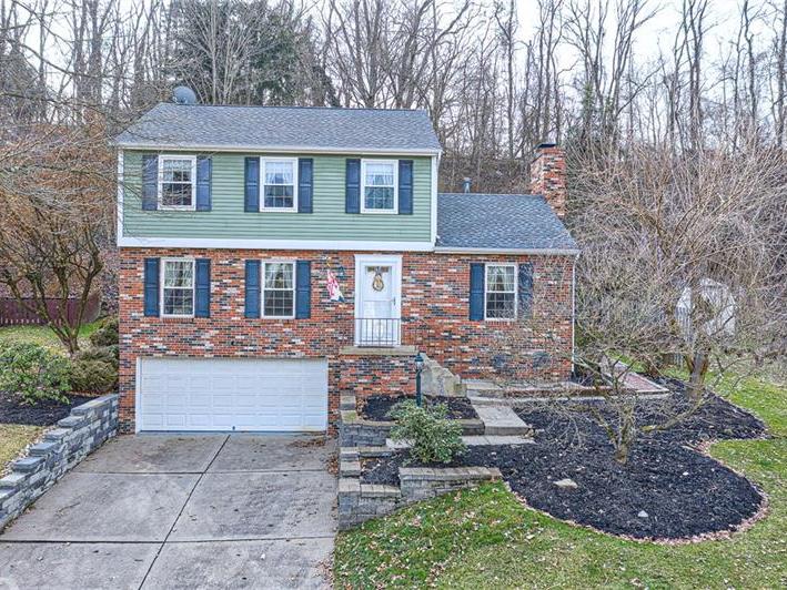 18 Fawnvue Dr, Robinson Twp