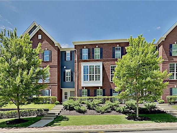 922 Elmhurst Way., Sewickley