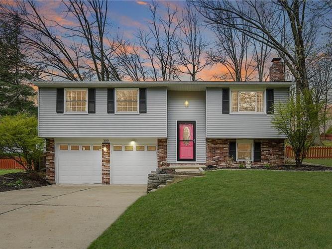 399 Carmell Drive, Upper St. Clair