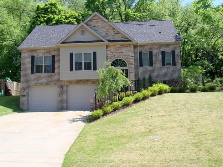 1218 E Elfinwild Rd, Shaler