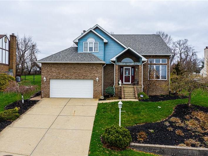630 Hemlock Rd, Findlay Twp