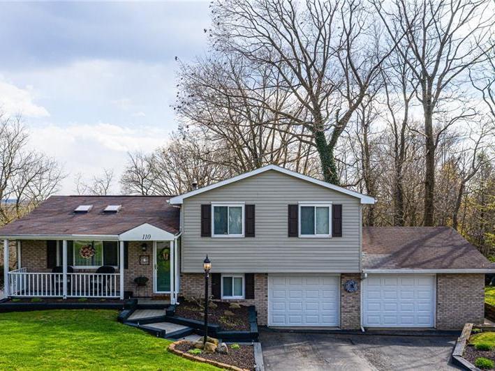 110 Sturm Ln, Rochester Twp
