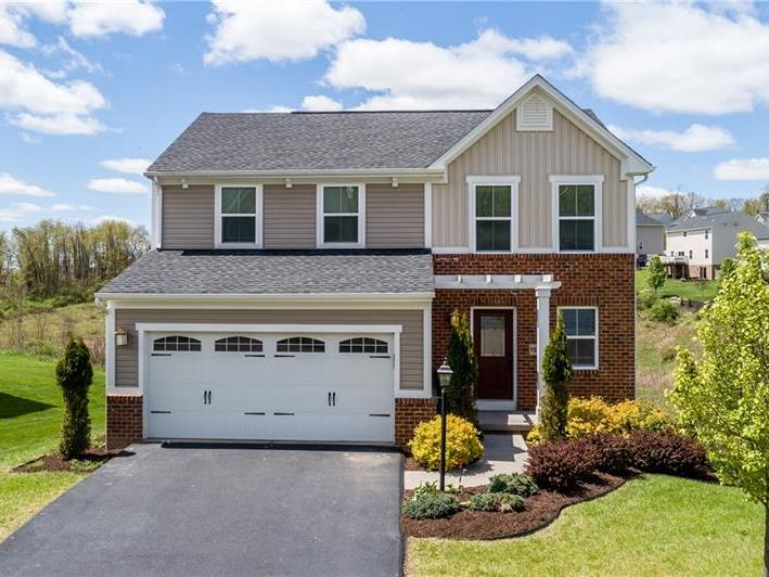 1013 Windance Dr, Cecil Twp